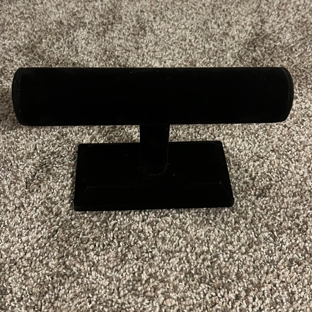 Bracelet holder